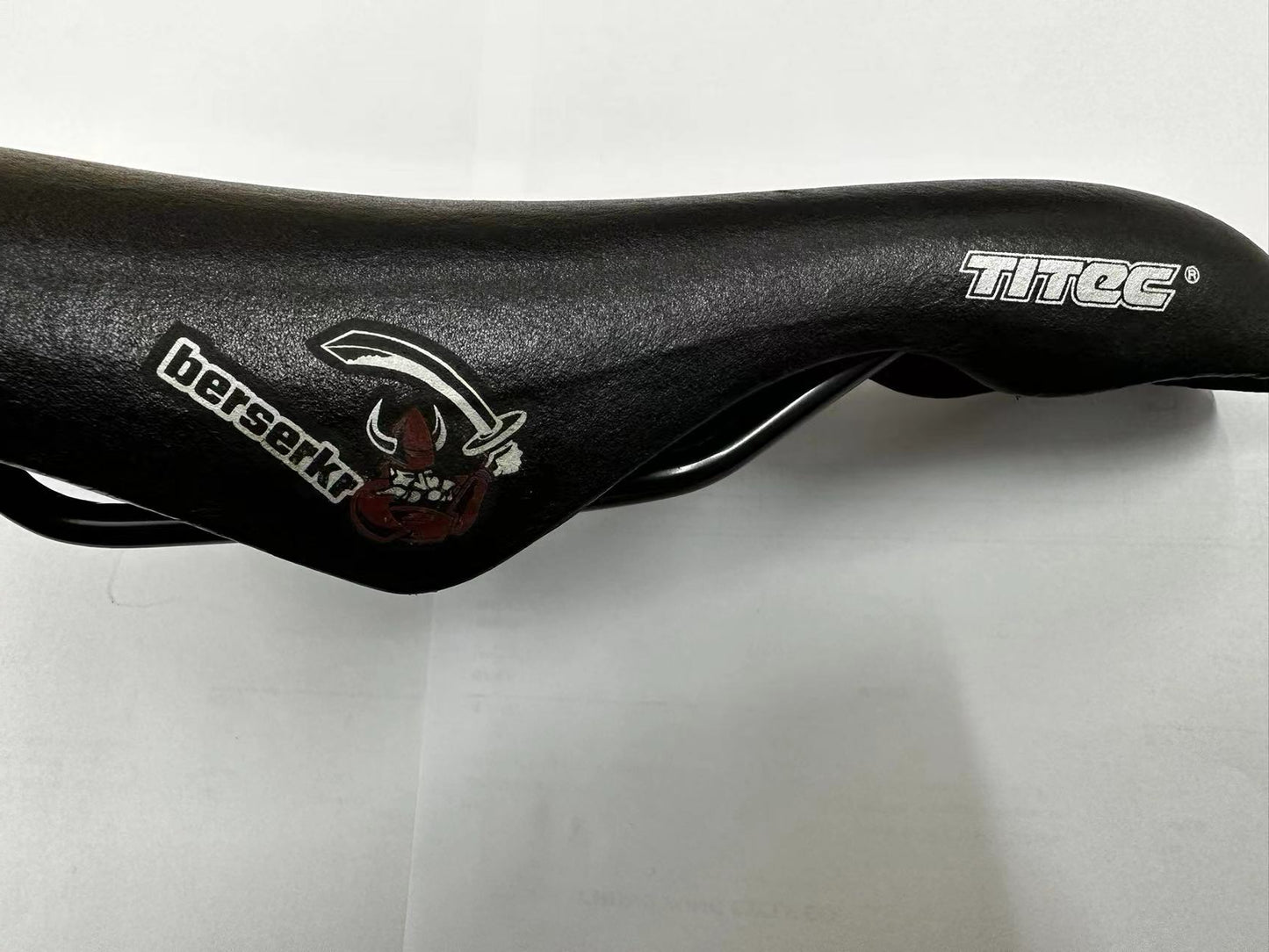 TITEC BERSERKER ST 鈦鞍座位 VELO 305 / Titec Berserk ST Titanium Rails Velo 305