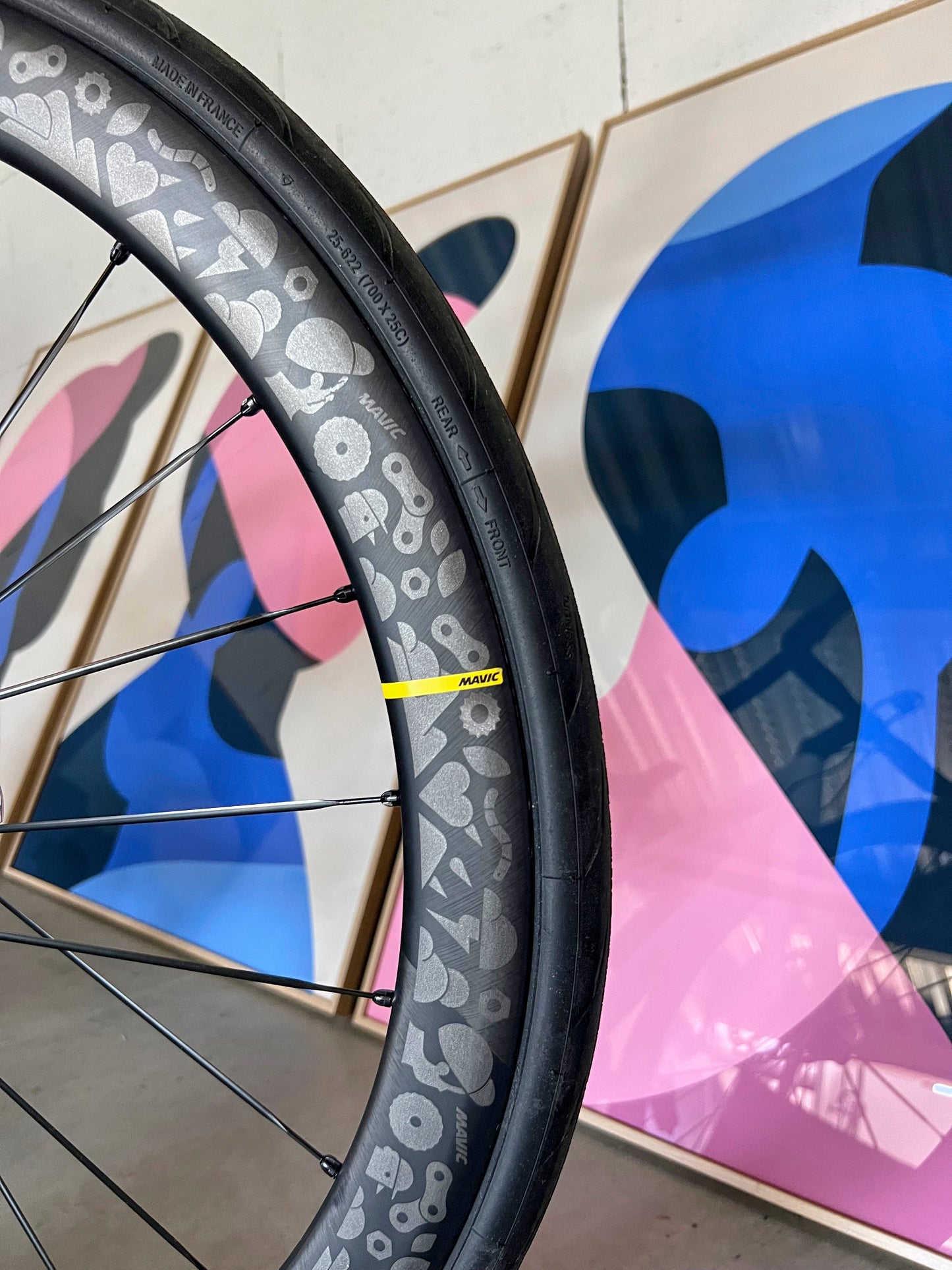 Mavic 2023 Cosmic SLR Disc 碳纖維公路輪組-限量版 (JEROME MASI)/ Mavic 2023 Cosmic SLR Disc Road Wheelset-LTD (Jerome Masi)