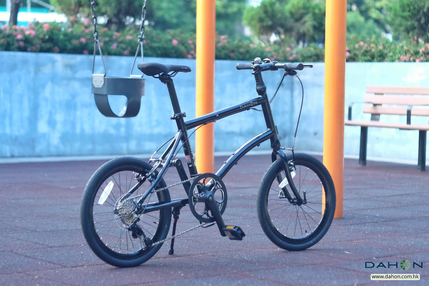 DAHON DASH P8 折疊車-NBA083 20"-8速 黑色(外銷版) / DAHON DASH P8 FOLDING BIKE-NBA083-20" BLACK