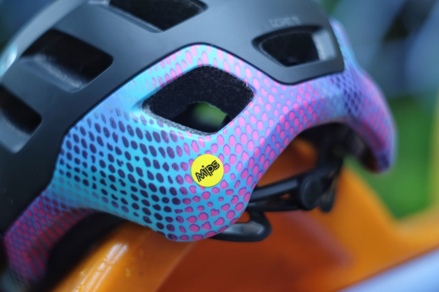 GIRO RADIX MIPS W 女士頭盔