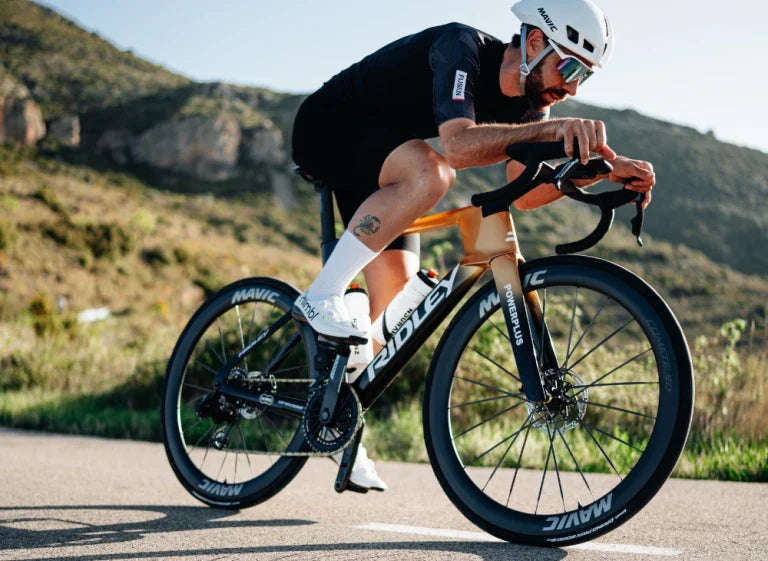Mavic 2026 Comete 50 碳纖維公路輪組