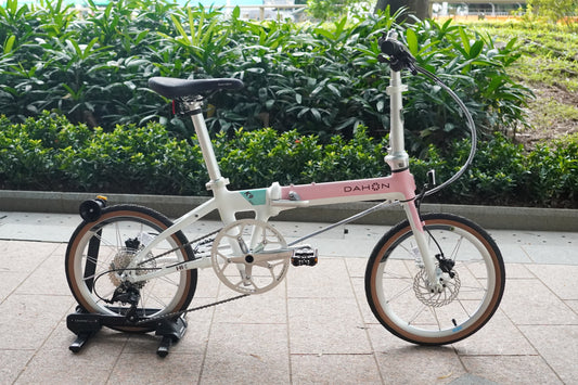 Dahon K9 349 9波折疊車-KAA693-16"-白粉色 (平焊版,馬甲綫,油壓碟制)【香港區特別版】 / Dahon K9 349 9-Speed Folding Bike-KAA693-16"-White Pink( Deltec Cable, Hydraulic Disc Brake) (Hong Kong Special Edition)