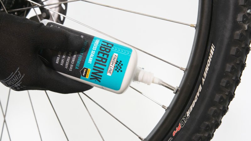 FINISHLINE FIBERLINK PRO LATEX TIRE SEALANT 真空胎防爆液 / FINISHLINE FIBERLINK PRO LATEX TUBELESS TIRE SEALANT