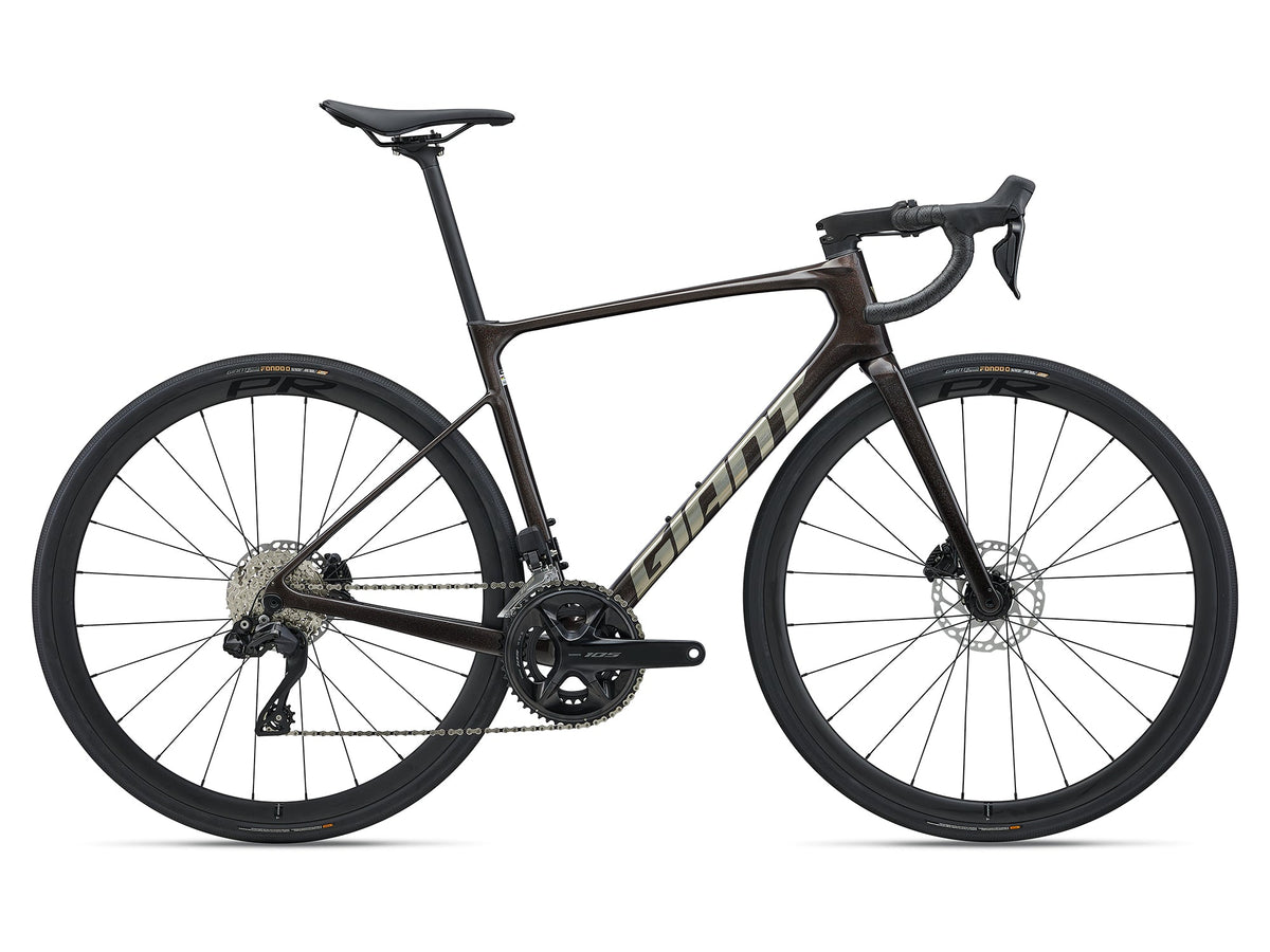 Giant 2027 Defy Advanced 1 公路車
