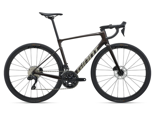 Giant 2027 Defy Advanced 1 公路車