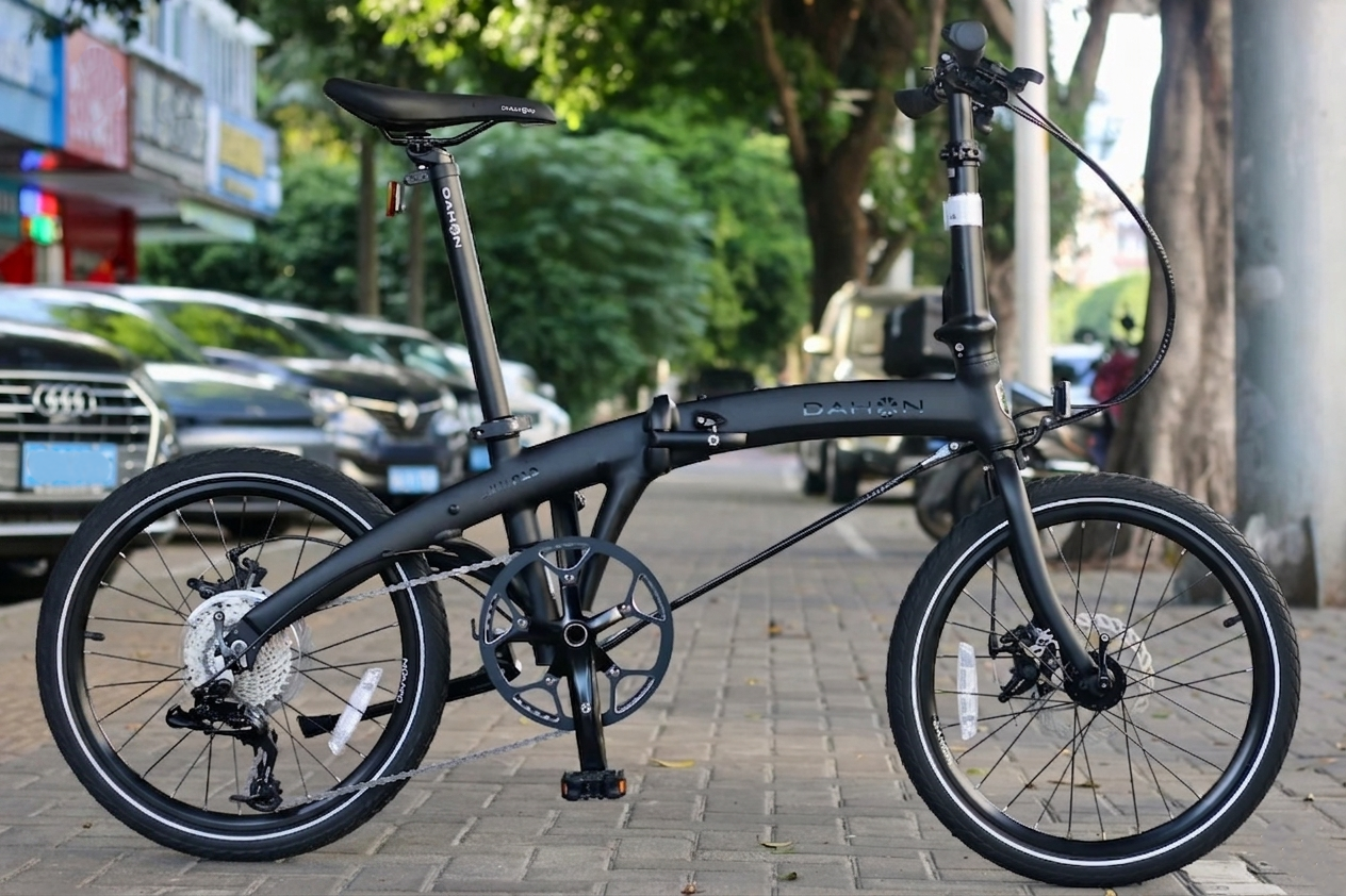 Dahon MU P10 PAA003 10-Speed Disc Brake Folding Bike - 20"