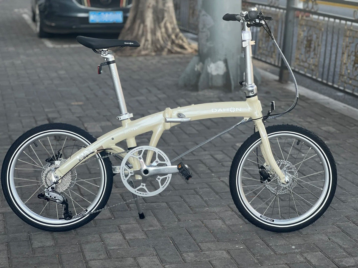 Dahon MU P10 PAA003 10-Speed Disc Brake Folding Bike - 20"