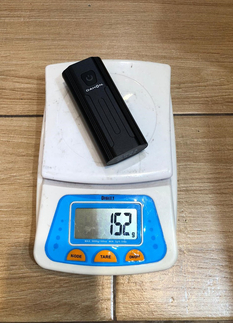 DAHON 強光USB前燈(可當外置充電器使用)-黑色-DH-1076 / DAHON POWER BANK USB FRONT LIGHT -BLACK DH-1076