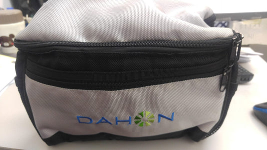 DAHON 前車頭袋~1680 LOGO (四方 )/DAHON 1680 LOGO HANDLEBAR BAGS-307300126 1680, BZ1506000138,BZ1506000139