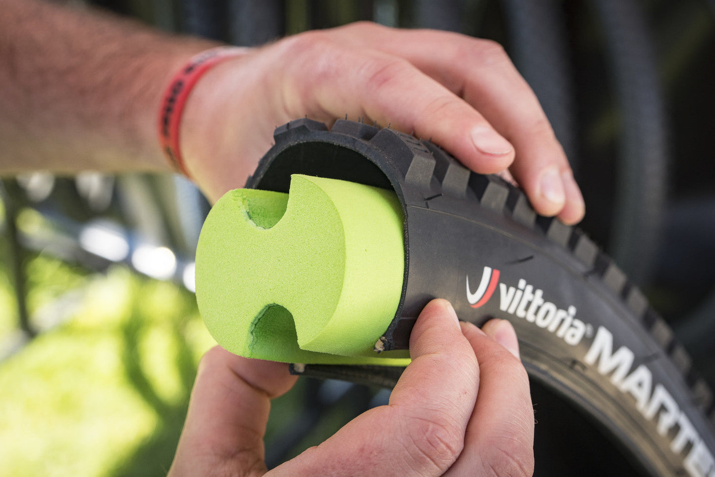 Vittoria Air-Liner 泡棉管狀嵌入物 (MTB胎用) / Vittoria Air-Liner Tire Insert-For MTB