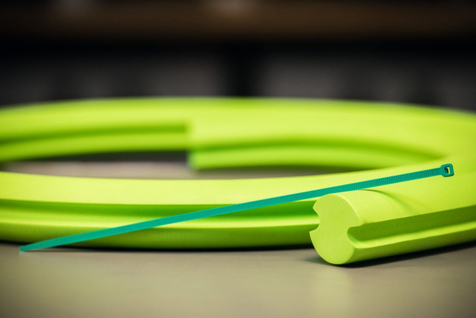 Vittoria Air-Liner 泡棉管狀嵌入物 (Gravel 胎用) / Vittoria Air-Liner Tire Insert-For Gravel