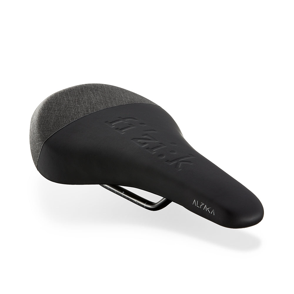 Fizik Gravita Alpaca X5(爬山車) 座位- 130mm - 啞黑色 - Black Matt
