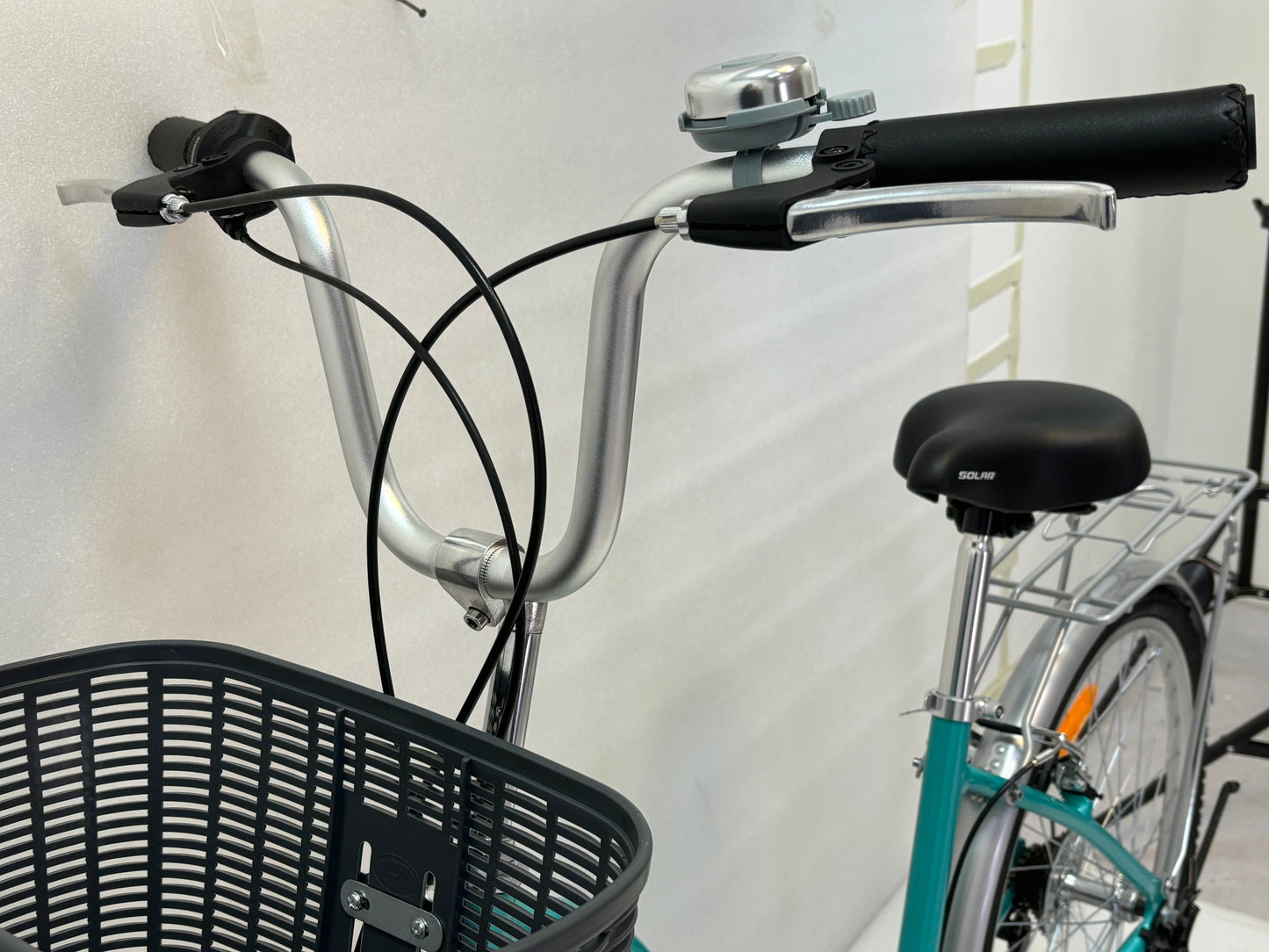SOLAR 860 淑女車-鋁合金-SHIMANO7波-V剎 (新版) / SOLAR 860 Lady Bike-Aluminum Alloy-SHIMANO 7 Spd-V Brake (New Version)